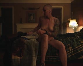 Jen Znack nude - Peacemaker s01e06 (2022)