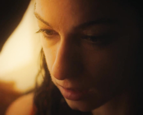 Sydney Meyer nude - Slasher s04e08 (2021)