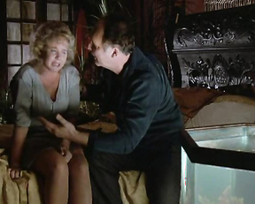 Linda Blair, Sybil Danning - Chained Heat 1983