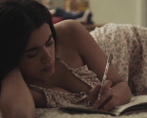 Paulina Gaitan naked - Territorio (2020)