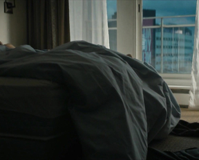 Jennifer Decker nude - SE 01-05