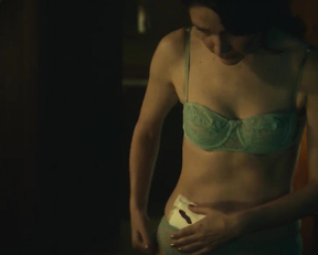Rose Byrne naked - Physical s02e04e06 (2022)