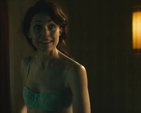 Rose Byrne naked - Physical s02e04e06 (2022)