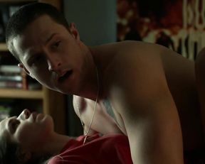 Monica Raymund, Riley Voelkel - Hightown s01e03 (2020)