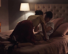 Louisiane Gouverneur nude - Clèves (2022)