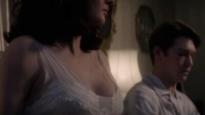 Shailene Woodley, Felicity Jones - The Last Letter from Your Lover (2021)