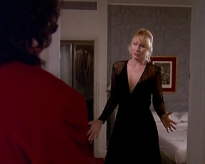 Sally Kellerman, Katarzyna Figura - Ready to Wear (1994)