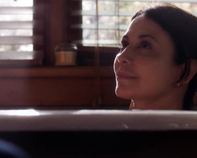 Catherine Bell naked video - Jailbreak Lovers (2022)
