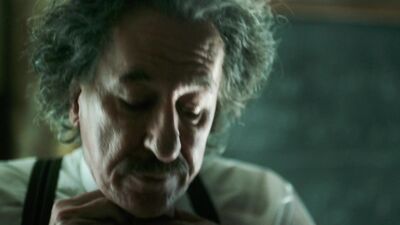 Charity Wakefield sex - Genius Einstein s01e01-03 (2017)