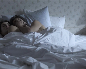 Cleo Pires naked - Resistance (Legalidade) (2019)