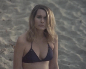Sally Kellerman nude - A Reflection of Fear (1973)