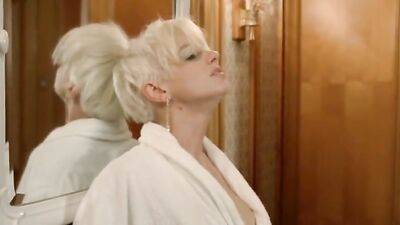 Catalina Grama naked - Poker (2010)