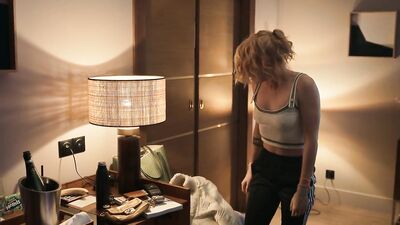 Kristen Stewart naked - Irma Vep s01e08 (2022)