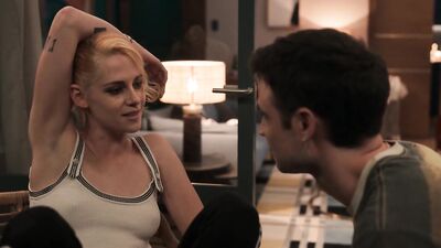 Kristen Stewart naked - Irma Vep s01e08 (2022)