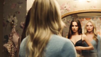 Maude Apatow nude – Euphoria s02e07 (2022)