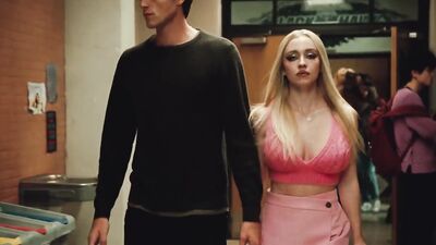 Maude Apatow nude – Euphoria s02e07 (2022)