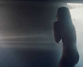 Kate del Castillo naked - Ingobernable s02e02 (2018)