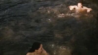 Heather Weeks, Laura Fraser - Left Luggage (1998)
