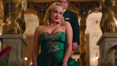 Rose Williams nude  - Mrs Harris Goes to Paris (2022)