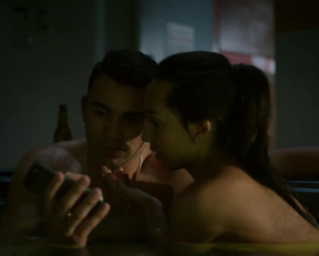 Scarlet Vas nude naked - The Warriors s01e04 (2017)