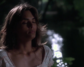 Talisa Soto nude - Don Juan DeMarco (1995)