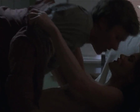 Robin Tunney naked - Open Window (2006)