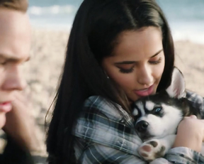 Becky G sexy - A-X-L (2018)