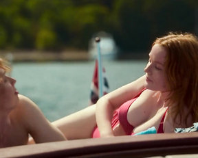 Ines Høysæter Asserson naked - Royalteen (2022)