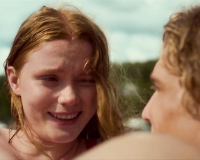 Ines Høysæter Asserson naked - Royalteen (2022)