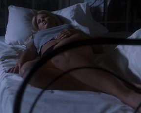 Donna D'Errico nude, Annie Elizabeth Hayes, Laura Mazur, Rena Riffel - Candyman 3- Day Of The Dead (1999)