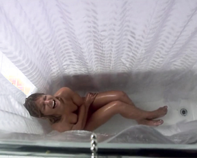 Donna D'Errico nude, Annie Elizabeth Hayes, Laura Mazur, Rena Riffel - Candyman 3- Day Of The Dead (1999)