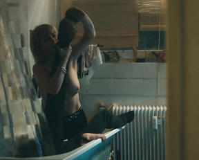 Caro Cult naked - Für Jojo (2022)