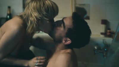 Caro Cult naked - Für Jojo (2022)