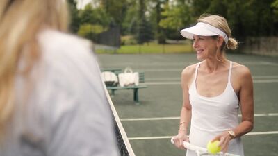Naomi Watts, Isabel Gravitt - The Watcher s01e01-04 (2022)