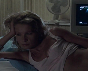 Eva Ionesco nude - L'empreinte (2004)