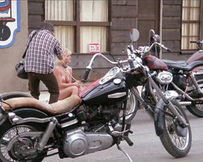 Melanie Scott, Tina Louise, Chris Haramis - Hell Riders (1984)