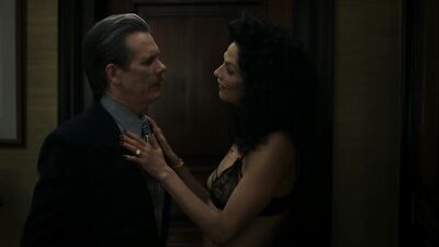Evelyn Giovine, Joanne Kelly nude - City on a Hill s03e02-04 (2022)