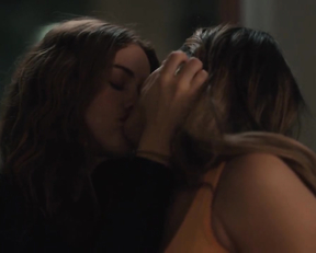 Holland Roden naked - Obsessed to Death (2022)