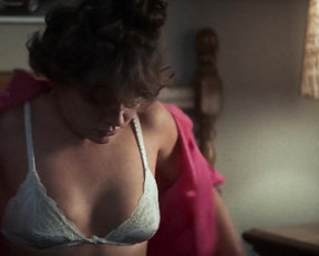 Amanda Bearse nude - Fright Night (1985)