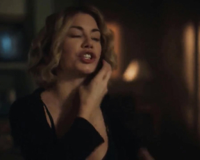 Jennifer Holland nude - Peacemaker s01e02 (2022)