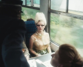 Sydney Chandler, Maisie Williams nude, Emma Appleton - Pistols (2022)