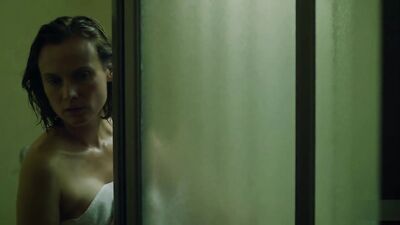 Diane Kruger naked - The Operative (2019)