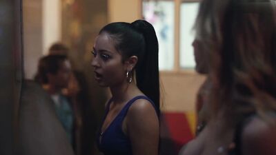 Sydney Sweeney, Hunter Schafer, Alexa Demie nude - Euphoria s01e04 (2019)