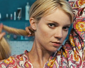 Amy Smart nude - Mirrors (2008)