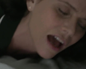 Alia Shawkat nude - Transparent s04e02 (2017)