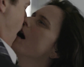 Alia Shawkat nude - Transparent s04e02 (2017)