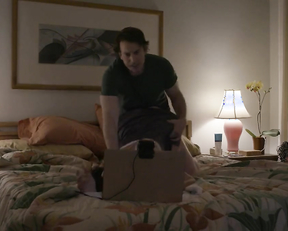 Alia Shawkat nude, Amy Landecker sexy - Transparent s04e04-06 (2017)