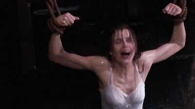 Geena Davis nude - The Long Kiss Goodnight (1996)