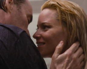 Elizabeth Banks naked – Love And Mercy (2014)