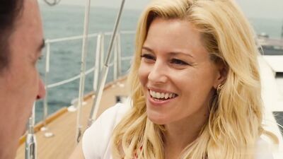 Elizabeth Banks naked – Love And Mercy (2014)